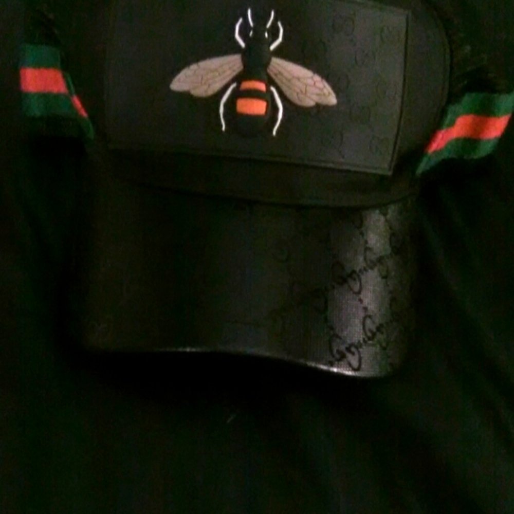 Authentic gucci bumblebee hat